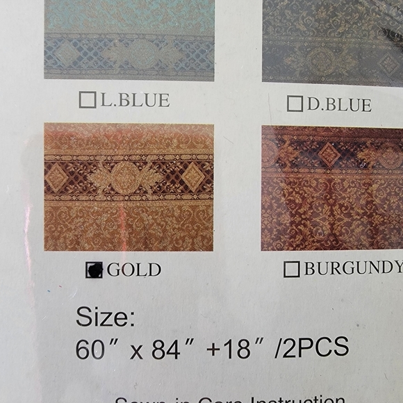 Curtain - Picture 3 of 7